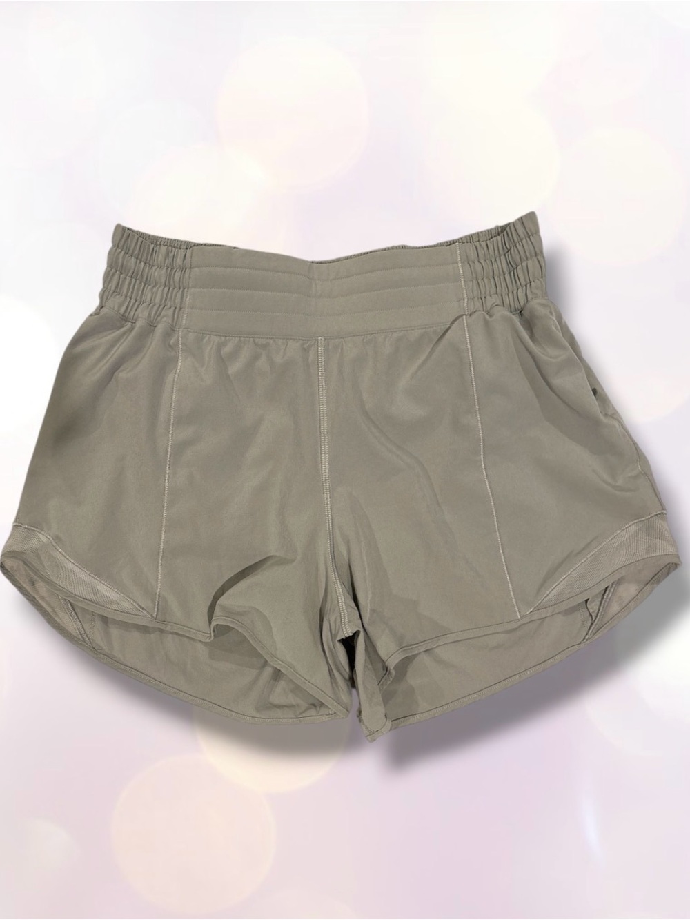 Lululemon Hotty Hot High-Rise Short 4" Neutral Gray Taupe Size 6